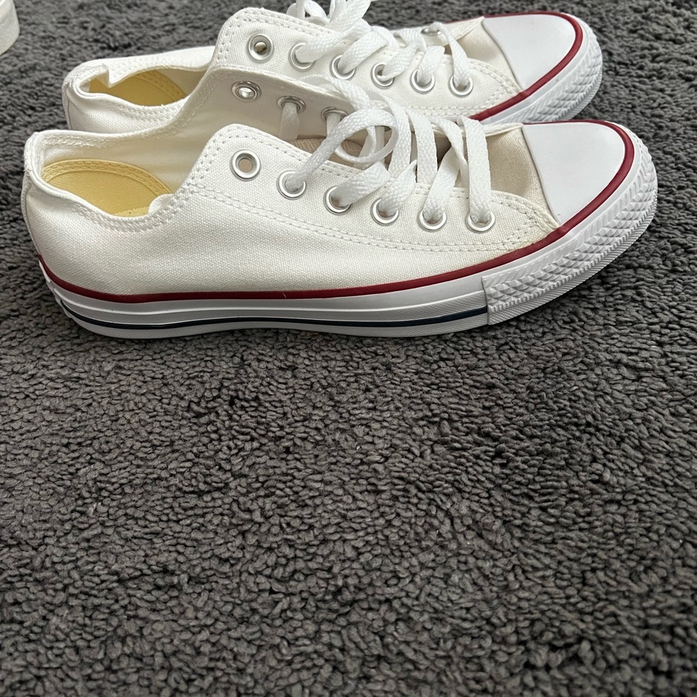 Converse shoes !